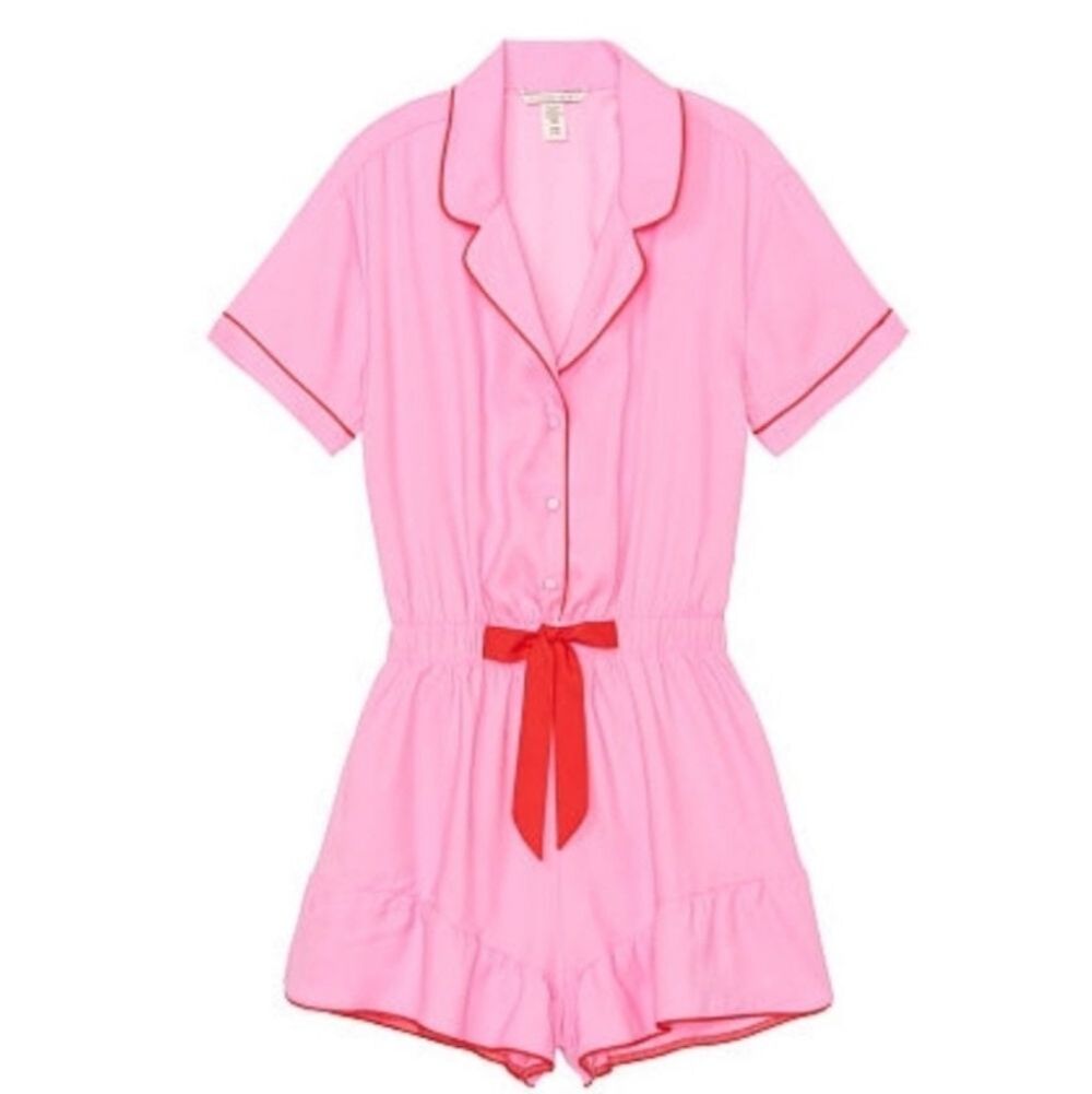 🍒NIB🍒 VS SATIN RUFFLE ROMPER